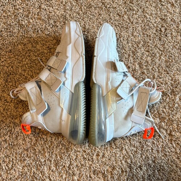 Nike Air Edge 270 Pure Platinum 2019 - Picture 4 of 8